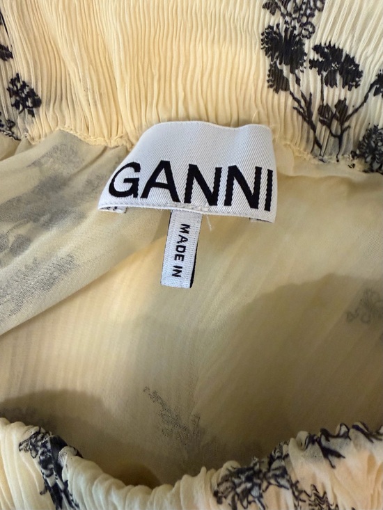 Ganni Dresses & Skirts - Ganni Creamy Yellow and Black Floral Skirt